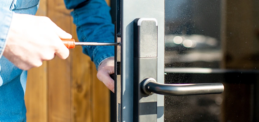 Aluminium Door Lock Replacement in Plumas Lake, California