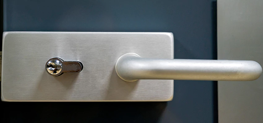 Change Patio Door Locks in Plumas Lake, California